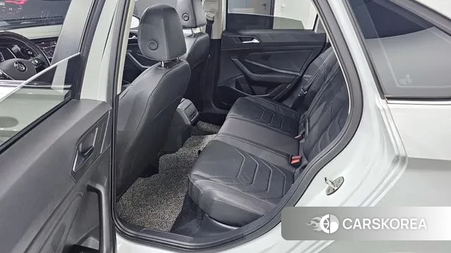 Volkswagen 7th Generation of Jetta 2021 Белый из Кореи, фото 3