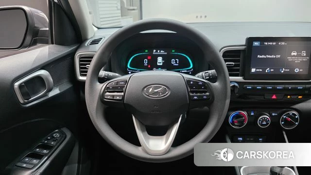 Hyundai Venue 2023 Серый из Кореи, фото 3