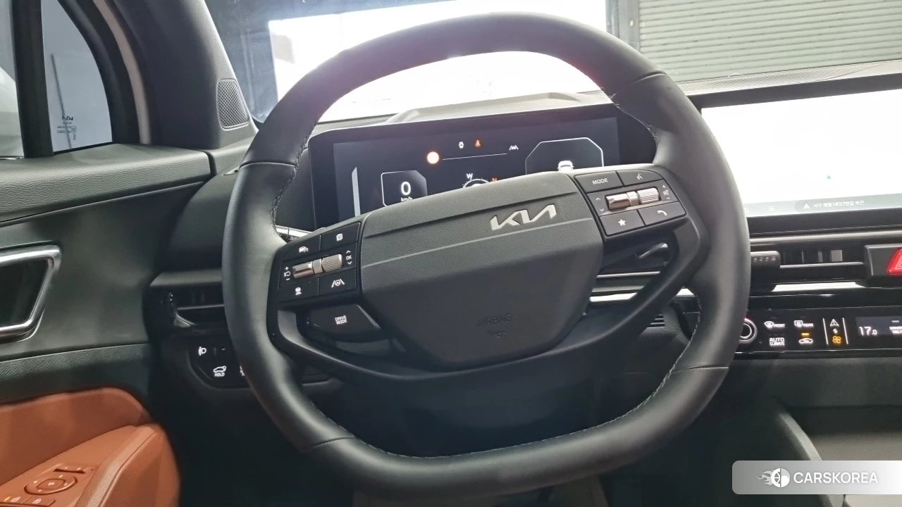 Kia The New Sportage 5th Generation Hybrid 2026 Белый из Кореи, фото 3