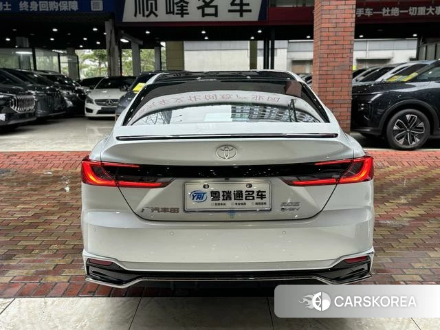 Toyota Camry 2024 Белый из Китая, фото 3