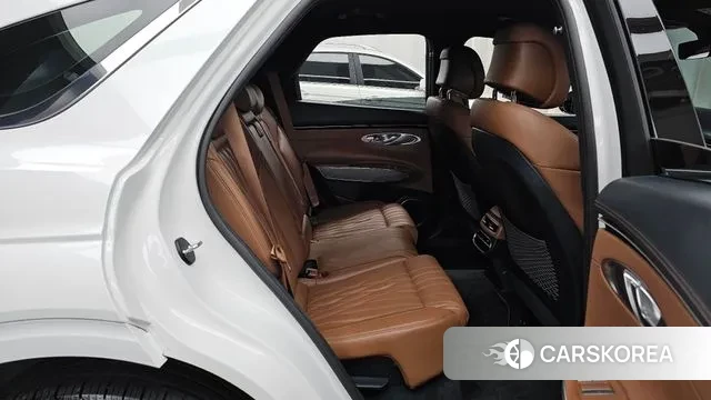 Genesis GV70 2023 Белый из Кореи, фото 3