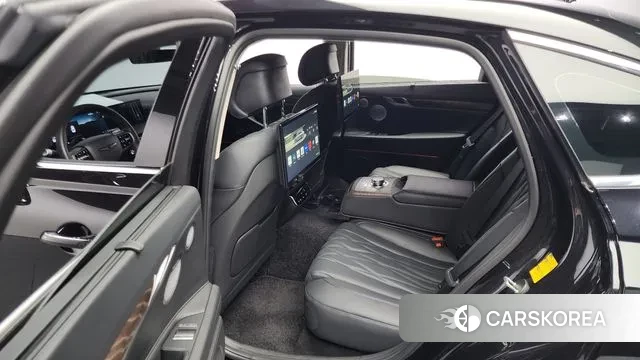 Genesis G80 (RG3) 2025 Черный из Кореи, фото 3