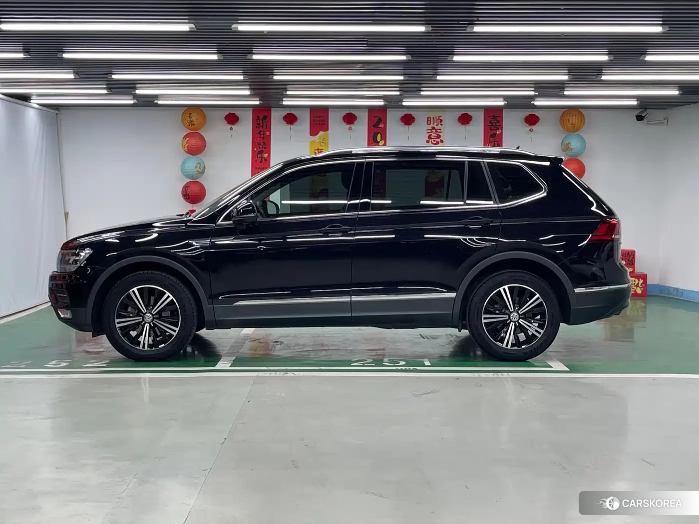 Volkswagen Tiguan L 2020 Черный из Китая, фото 3