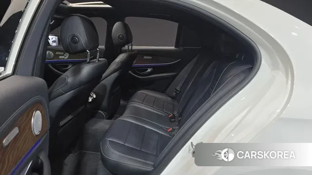 Mercedes-Benz E-Class W213 2020 Белый из Кореи, фото 3