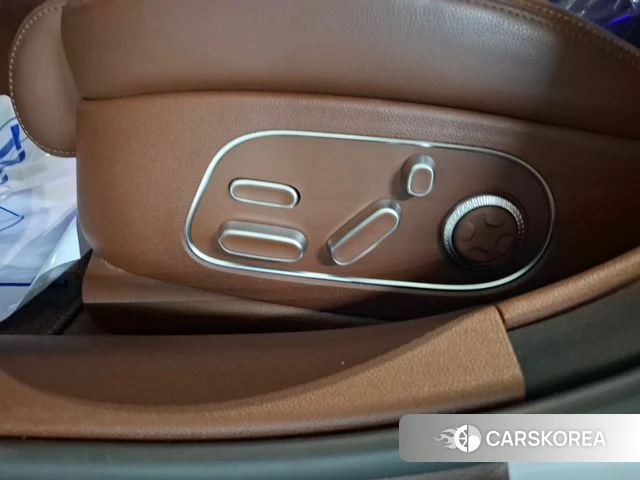 Genesis G90 (RS4) 2023 Белый из Кореи, фото 3