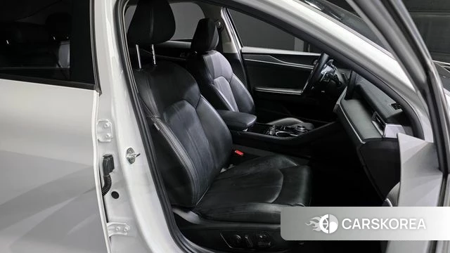 Kia K5 3rd generation 2020 Белый из Кореи, фото 3