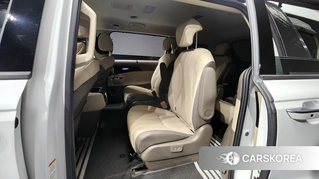 Kia Carnival 4th generation 2023 Белый из Кореи, фото 3