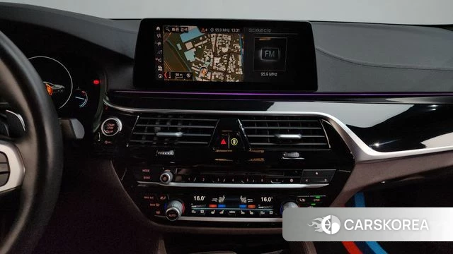 BMW 5 Series (G30) 2019 Черный из Кореи, фото 3