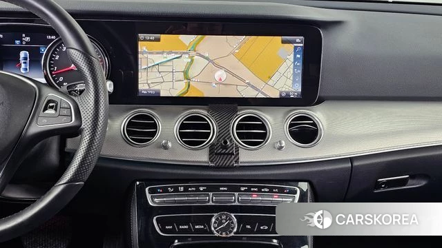 Mercedes-Benz E-Class W213 2018 Черный из Кореи, фото 3