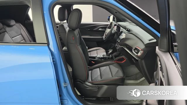 Chevrolet (GM Daewoo) Trailblazer 2023 Небесно-голубой из Кореи, фото 3