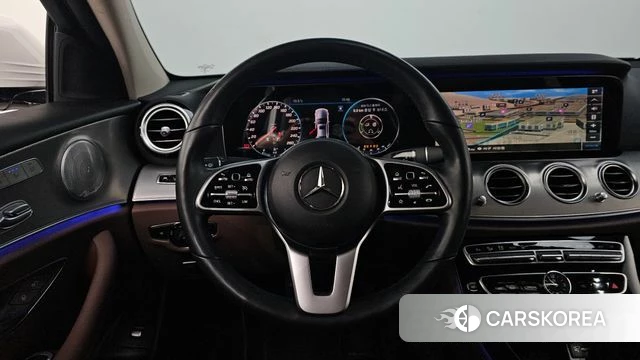 Mercedes-Benz E-Class W213 2019 Белый из Кореи, фото 3