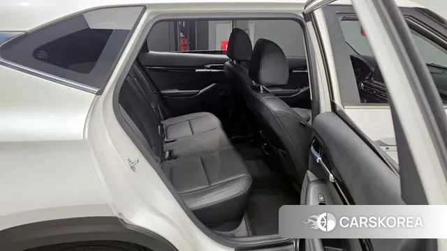 Kia Seltos 2022 Белый из Кореи, фото 3