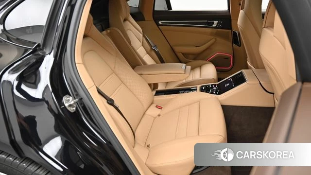 Porsche Panamera (971) 2023 Черный из Кореи, фото 3