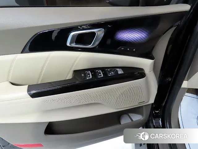 Kia Carnival 4th generation 2023 Черный из Кореи, фото 3