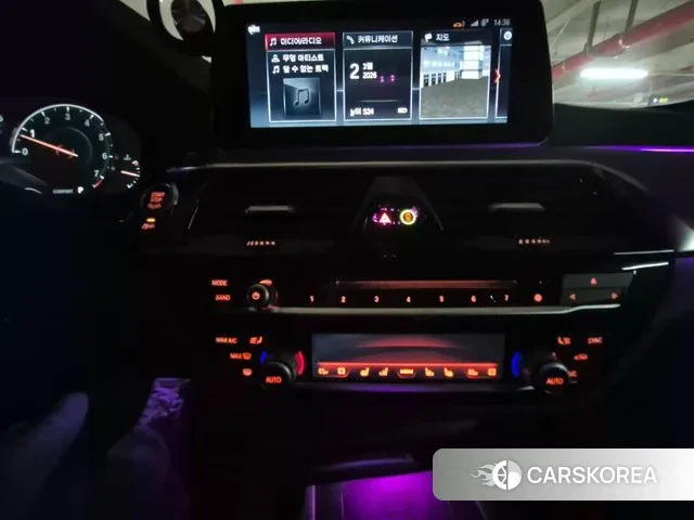 BMW 5 Series (G30) 2018 Серый из Кореи, фото 3