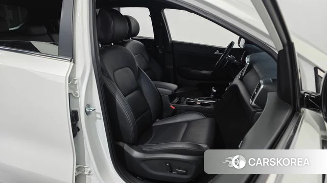 Kia Sportage The Bold 2019 Белый из Кореи, фото 3