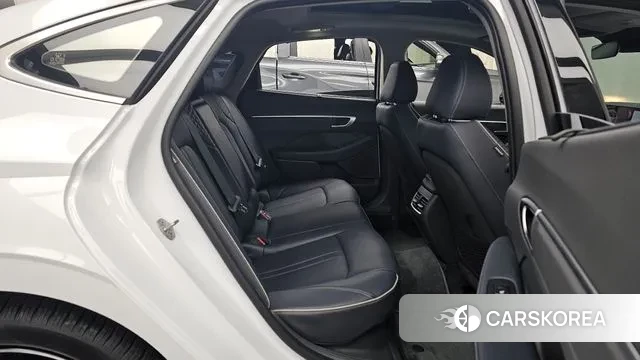 Hyundai Sonata D Edge Hybrid (DN8) 2025 Белый из Кореи, фото 3