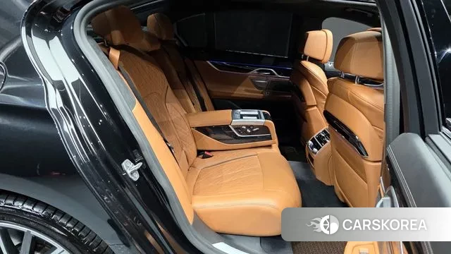 BMW 7 Series (G11) 2021 Черный из Кореи, фото 3