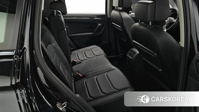 Volkswagen Tiguan second Generation 2018 Черный из Кореи, фото 3