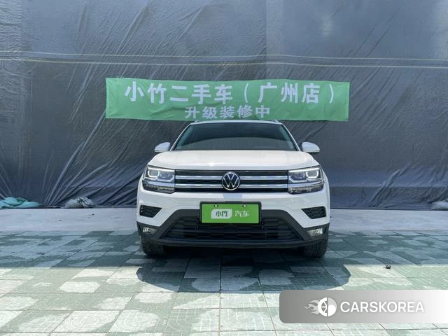 Volkswagen Tuyue 2022 Белый из Китая, фото 3