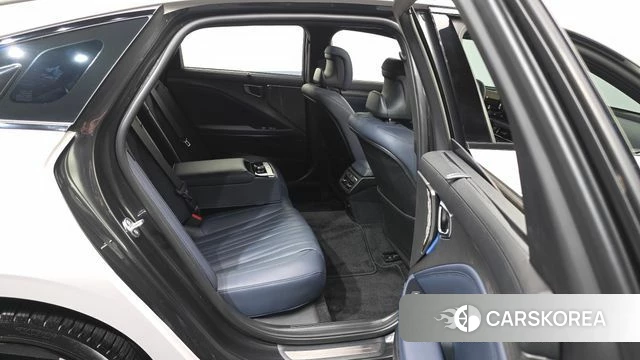 Kia The New K8 2024 Серебристо-серый из Кореи, фото 3