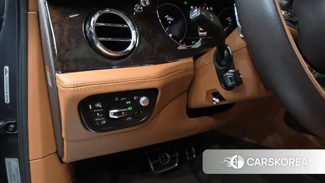 Bentley Bentayga 2021 Серый из Кореи, фото 3