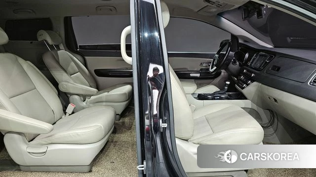 Kia The New Carnival 2018 Черный из Кореи, фото 3