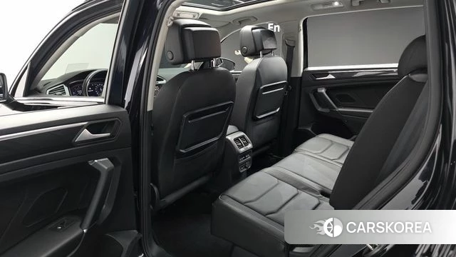 Volkswagen Tiguan Allspace 2020 Черный из Кореи, фото 3