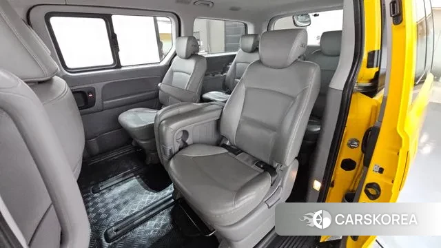 Hyundai The New Grand Starex 2019 Желтый из Кореи, фото 3