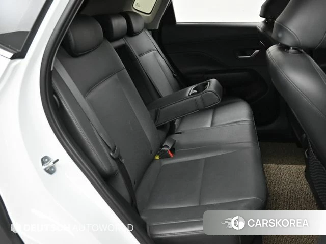 Hyundai Kona (SX2) 2023 Белый из Кореи, фото 3