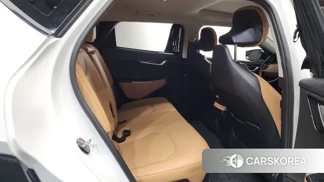 Kia EV6 2023 Белый из Кореи, фото 3