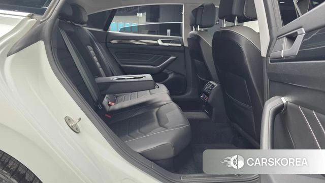 Volkswagen Arteon 2022 Белый из Кореи, фото 3