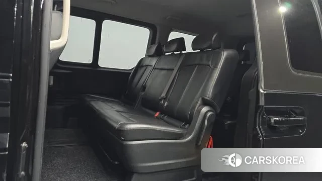 Hyundai Staria 2022 Черный из Кореи, фото 3