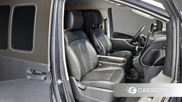 Hyundai Staria 2022 Серый из Кореи, фото 3