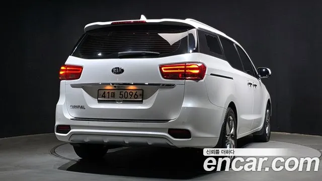 Kia The New Carnival id 2634216 из Кореи 3