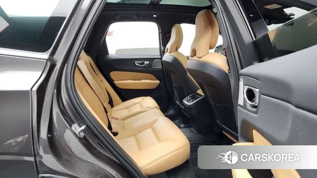 Volvo XC60 second Generation 2024 Серый из Кореи, фото 3