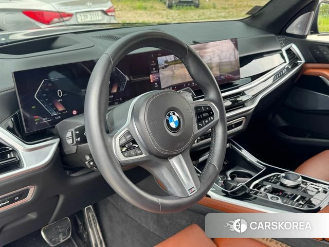 BMW X7 (G07) 2023 Черный из Кореи, фото 3