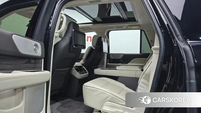 Lincoln Navigator 4th generation 2020 Черный из Кореи, фото 3