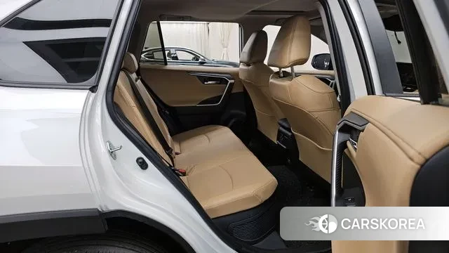 Toyota RAV4 5th Generation 2025 Белый из Кореи, фото 3