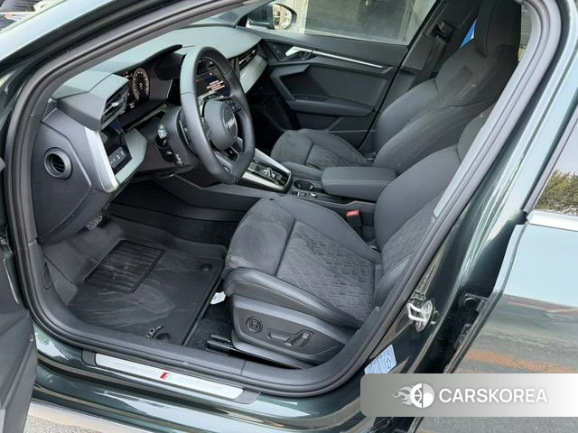 Audi A3 2024 Зеленый из Китая, фото 3