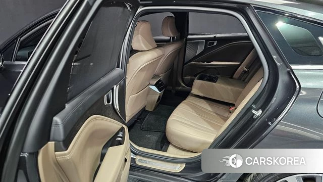 Kia K8 2023 Серебристо-серый из Кореи, фото 3