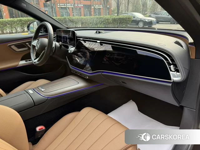 Mercedes-Benz E-class 2024 Черный из Китая, фото 3