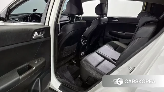 Kia Sportage The Bold 2018 Белый из Кореи, фото 3