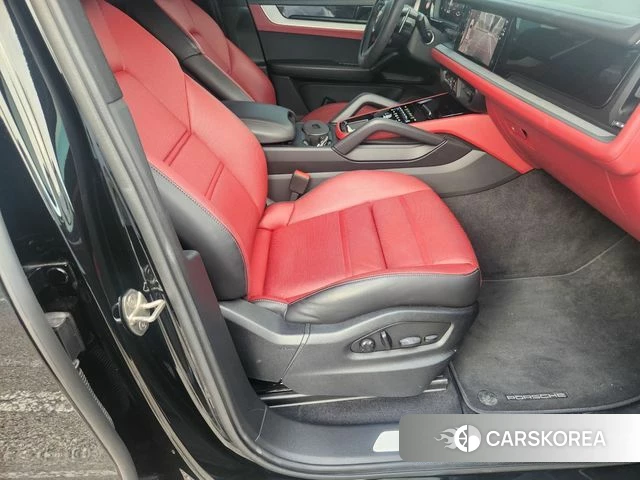 Porsche Cayenne (PO536) 2024 Черный из Кореи, фото 3