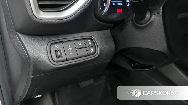 Hyundai Venue 2021 Белый из Кореи, фото 3