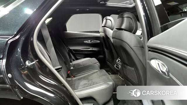 Genesis GV70 2021 Черный из Кореи, фото 3