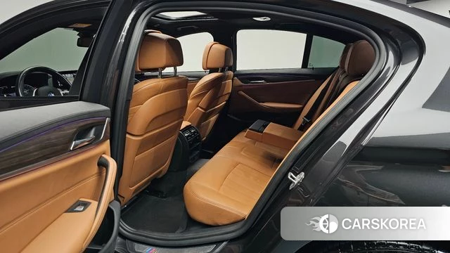 BMW 5 Series (G30) 2020 Серый из Кореи, фото 3