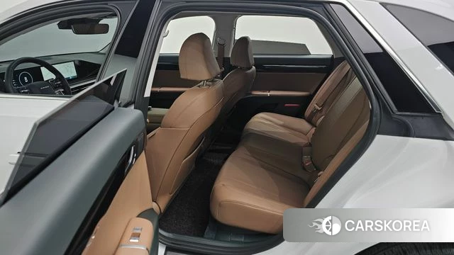 Hyundai Grandeur (GN7) 2025 Белый из Кореи, фото 3