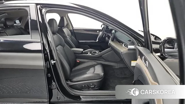 Kia K5 Hybrid 3rd Generation 2023 Черный из Кореи, фото 3