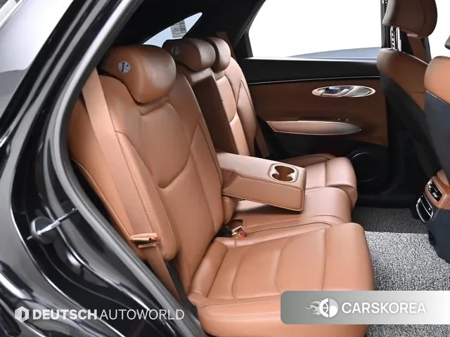 Genesis GV70 2022 Черный из Кореи, фото 3